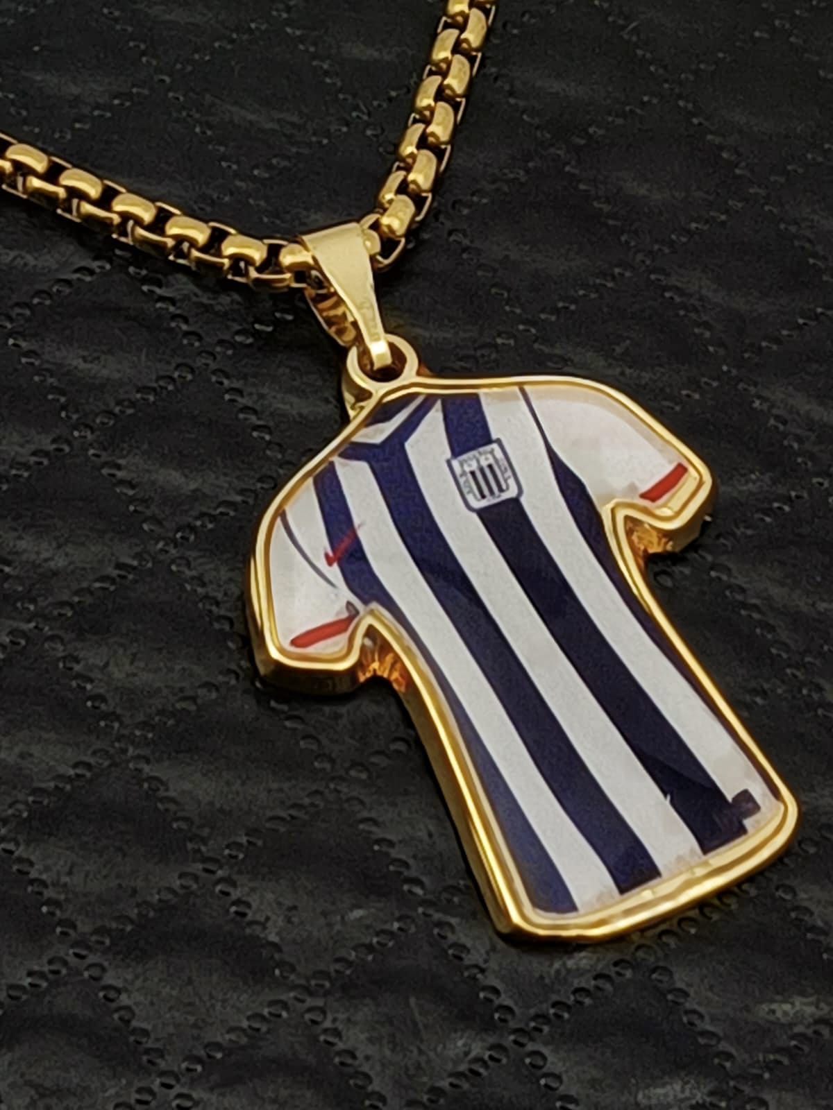 Dije Dorado Blanquiazul – “Tradición y Gloria de Alianza Lima”